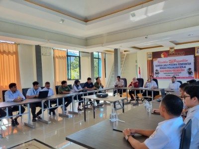 tingkat-sdm-pengawasan,-bawaslu-pessel,-adakan-rakernis-penanganan-pelanggaran