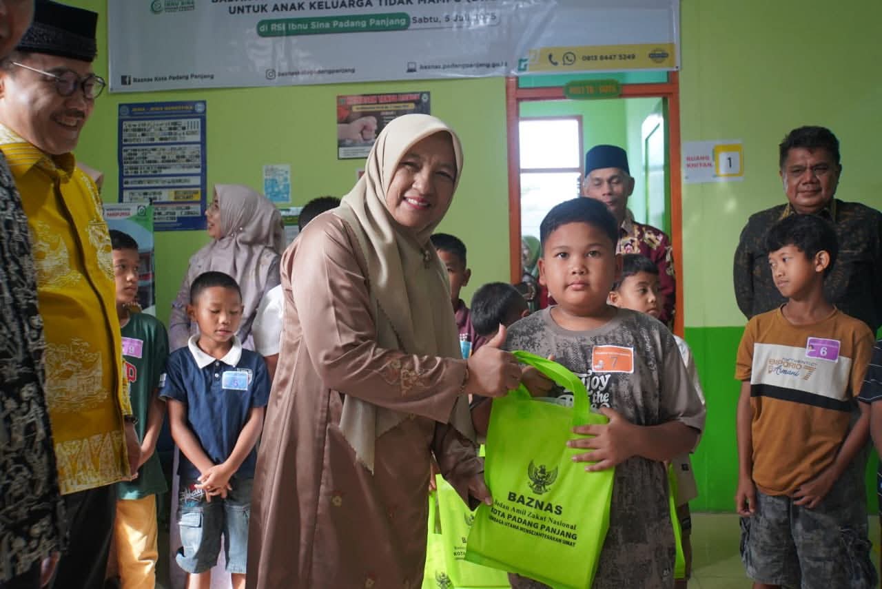 71-anak-ikuti-khitanan-massal-di-rsi-yarsi-ibnu-sina-padang-panjang