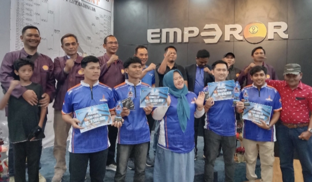 kadispora-pekanbaru-tutup-event-turnamen-biliar-wali-kota-championship-2025