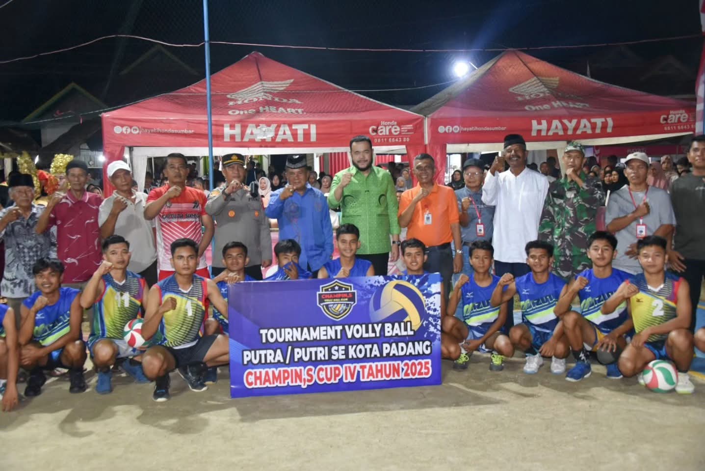 wako-fadly-amran-buka-turnamen-voly-ball-champin’s-cup-iv-di-bungus,-diikuti-33-klub
