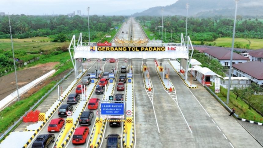 mulai-2-agustus-2025,-hutama-karya-berlakukan-tarif-tol-padang-sicincin