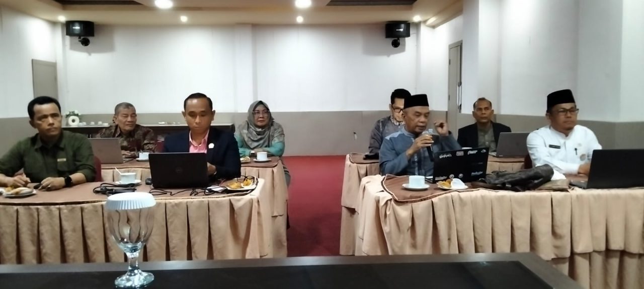 dewan-pendidikan-sumbar-kaji-aturan-pungutan-di-sman-dan-smk-negeri 