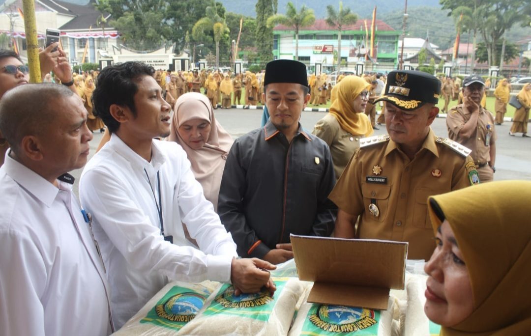 bupati-welly-suhery-launching-bareh-equator-pasaman