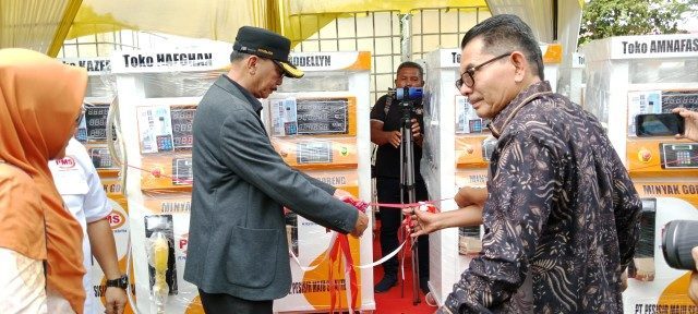 bupati-hendrajoni-luncurkan-pom-migor-di-lengayang:-ekonomis,-inovatif,-dan-berpeluang-jadi-usaha-bumnag