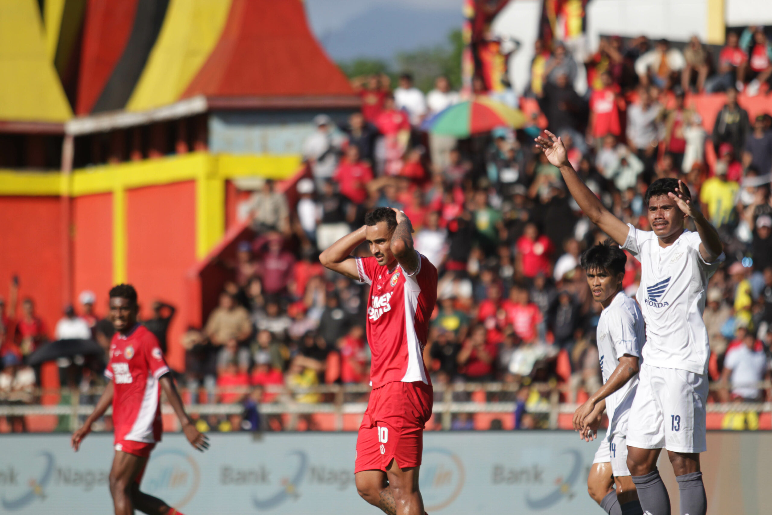 pelatih-psm-makassar-cukup-puas-dengan-hasil-seri-lawan-semen-padang-fc