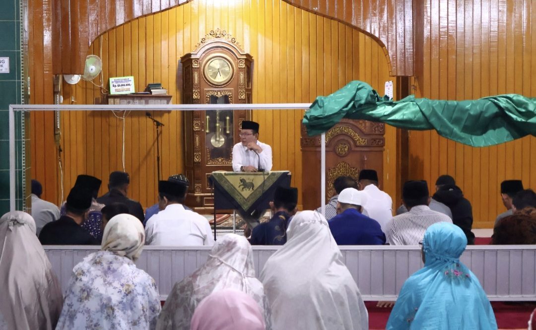 wako-zulmaeta-subuh-berjamaah-di-aur-kuning,-masyarakat-harapkan-hidupkan-kawasan-wisata-gadih-agik 