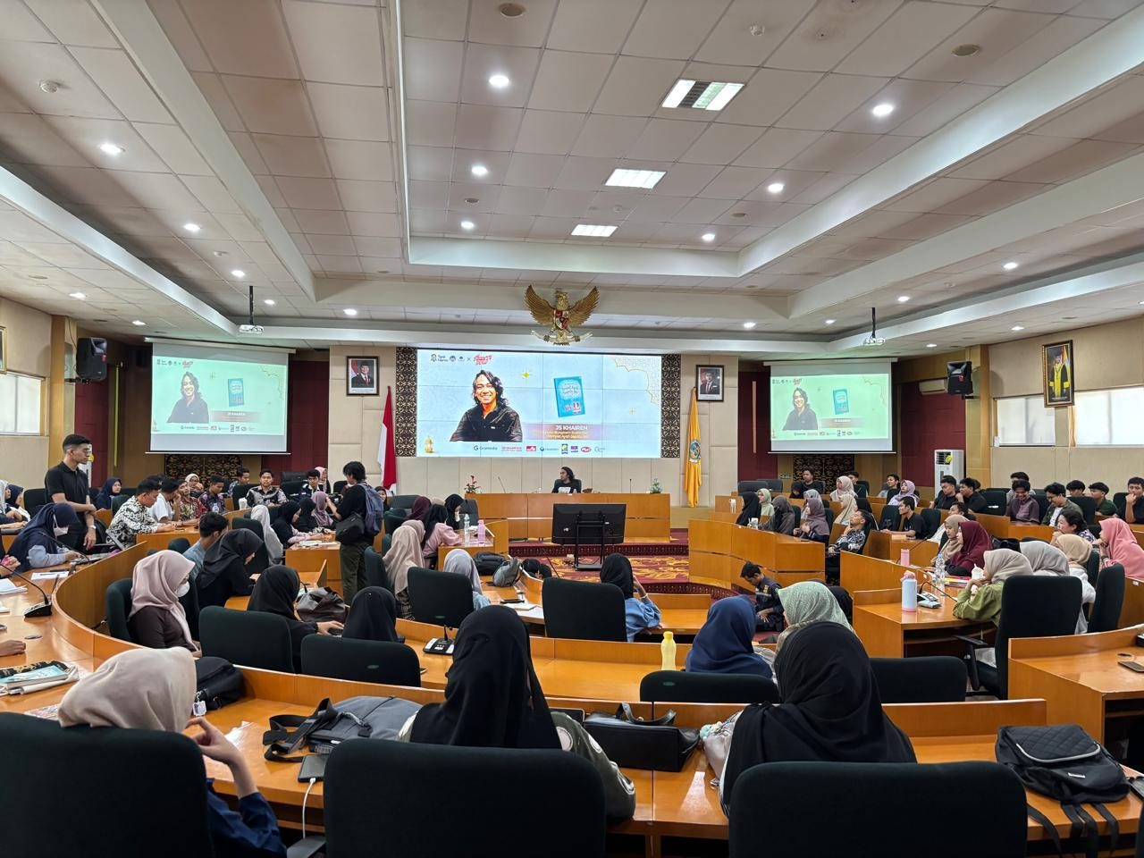 literasi-bertemu-inspirasi:-j.s-khairen-ceritakan-dompet-ayah-sepatu-ibu-di-unp