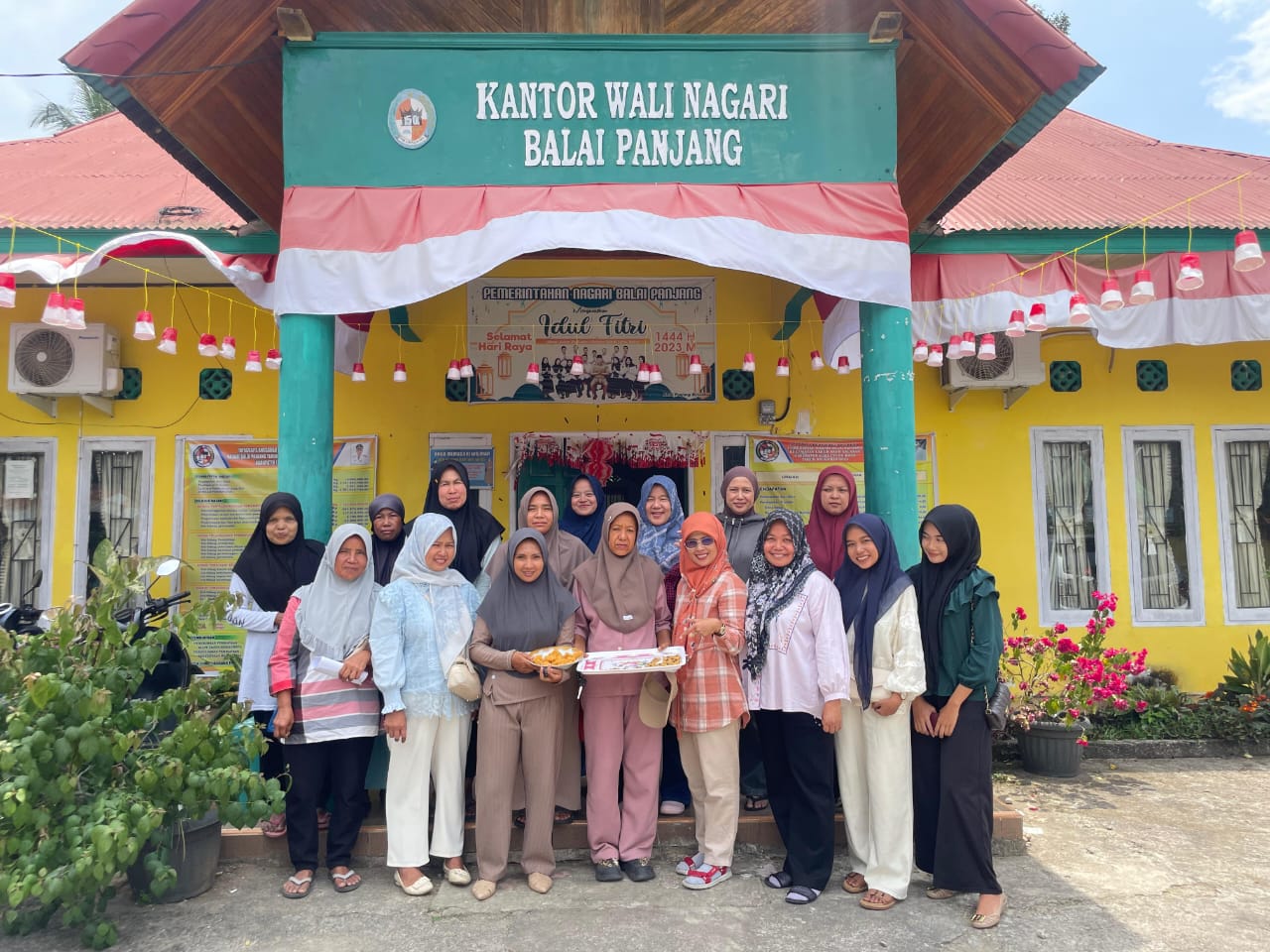 ibu-ibu-nagari-balai-nan-panjang-antusias-ikuti-pelatihan-olahan-pisang-bersama-tim-pengabdian-unand