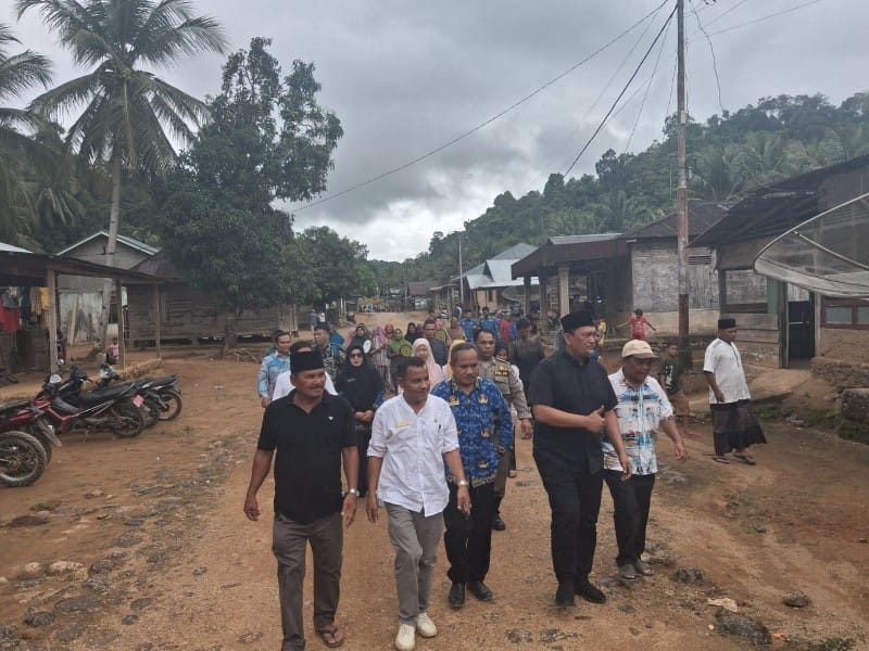 wabup-m.-ihpan-kunjungi-kejorongan-tanjung-larangan,-janjikan-ambulans