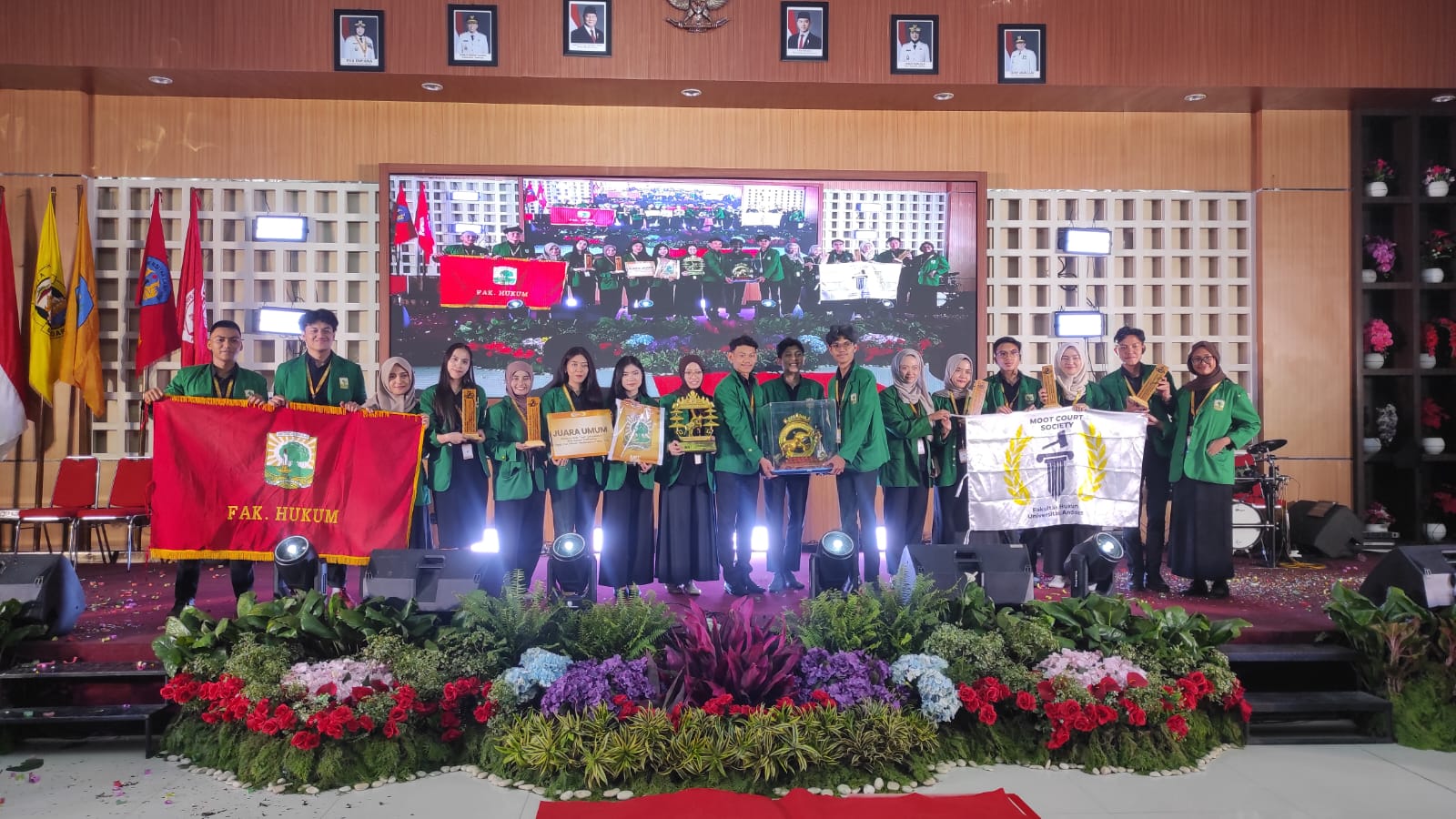 fakultas-hukum-unand-raih-juara-umum-nmcc-aht-2025