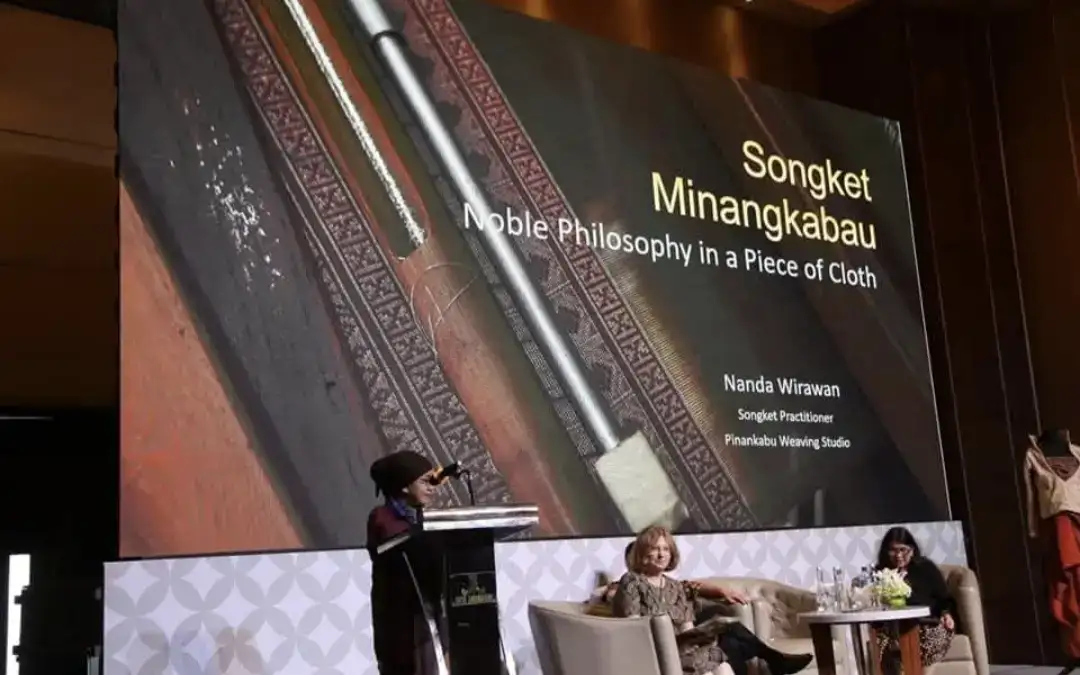 hebat!-songket-minangkabau-tampil-di-pameran-tekstil-internasional-di-tijuana-meksiko