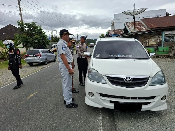 jasa-raharja-sumbar-dan-polres-solsel-gelar-operasi-gabungan-di-sungai-lambai