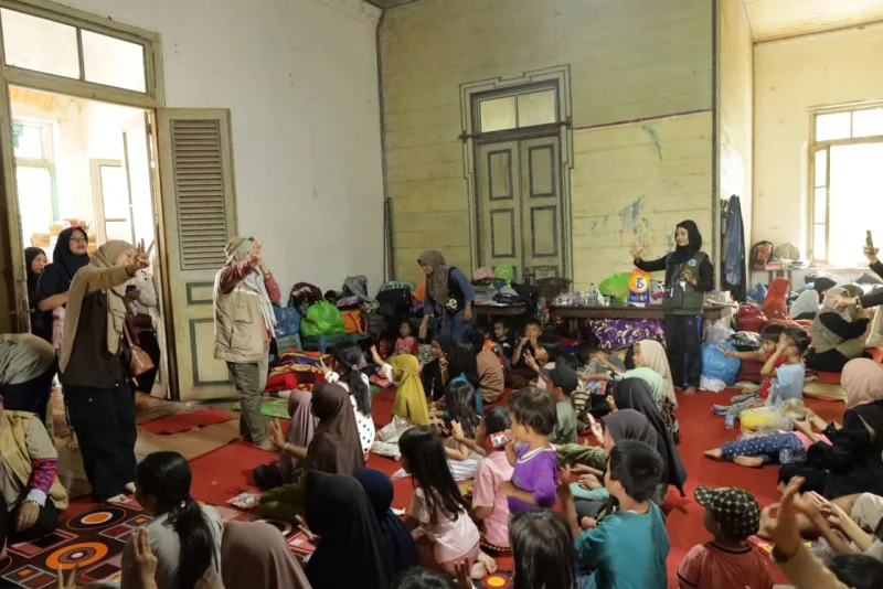 unp-turun-tangan,-obati-trauma-korban-banjir-bandang