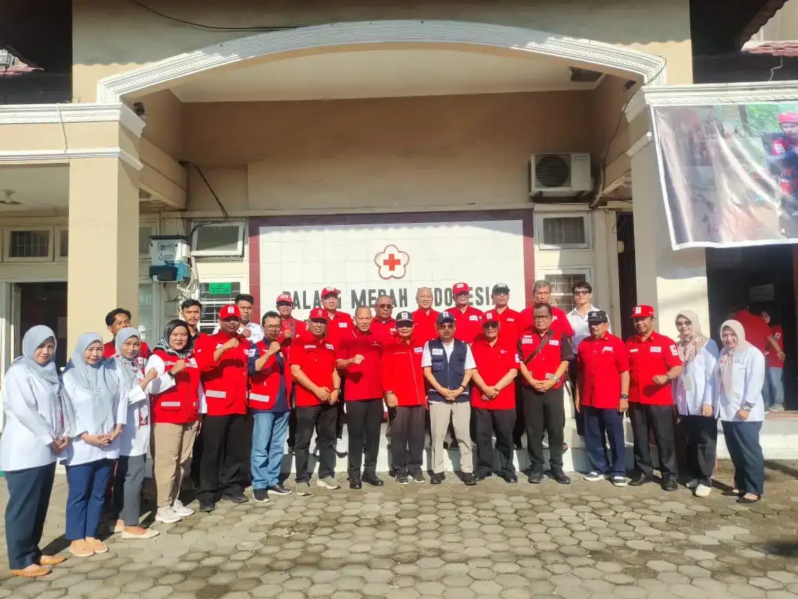 pasca-banjir-bandang,-jusuf-kalla-minta-pmi-daerah-segerakan-aksi-bersih-rumah-dan-tempat-ibadah