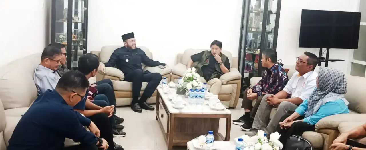 Gambar Berita Sumbar Pacu Keaktifan Peserta JKN, Target UHC Belum Tercapai Penuh