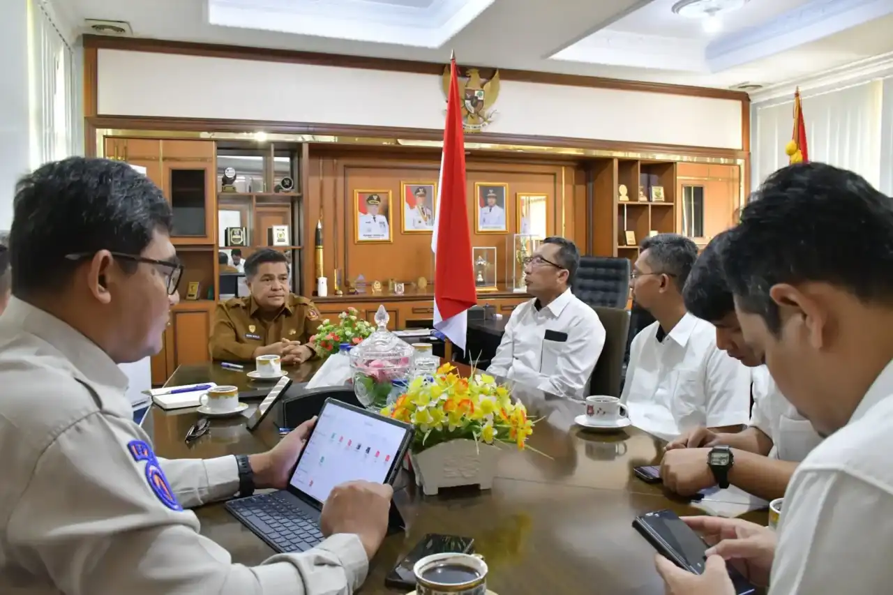 Gambar Berita Payakumbuh Gelar Salat Idul Fitri Lebih Awal, Imam dari Yaman Pimpin