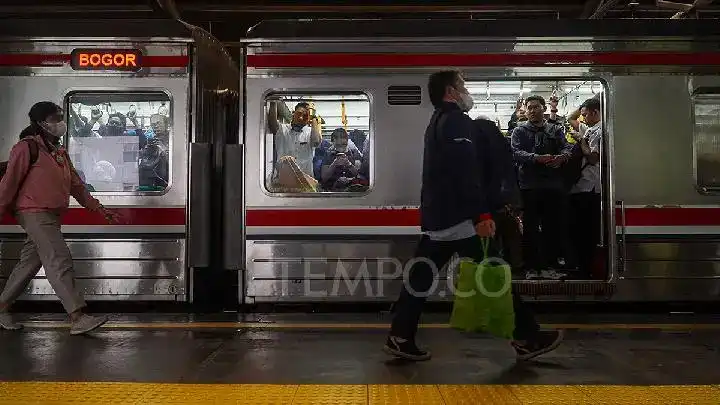 Gambar Berita Pemko Padang Bersihkan Tugu Gempa, Siapkan Peringatan
