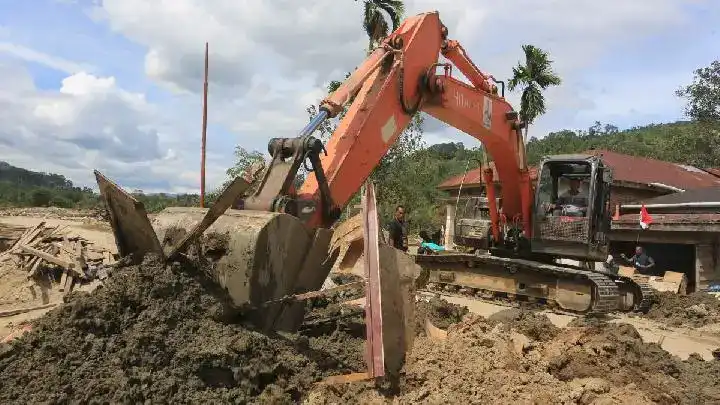 Gambar Berita Rano Karno Bantah Siswa Ingin Pindah