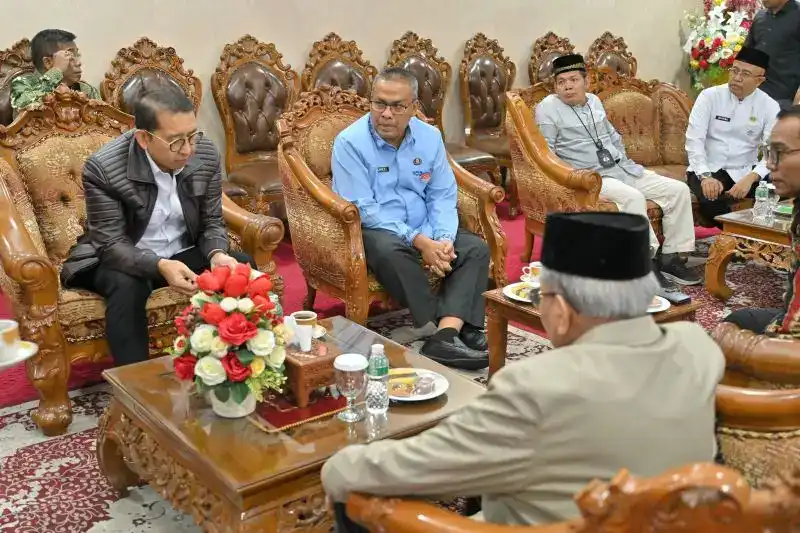 Gambar Berita Padang Pariaman Lantik Ribuan PPPK Paruh Waktu, Birokrasi Daerah Semakin Solid