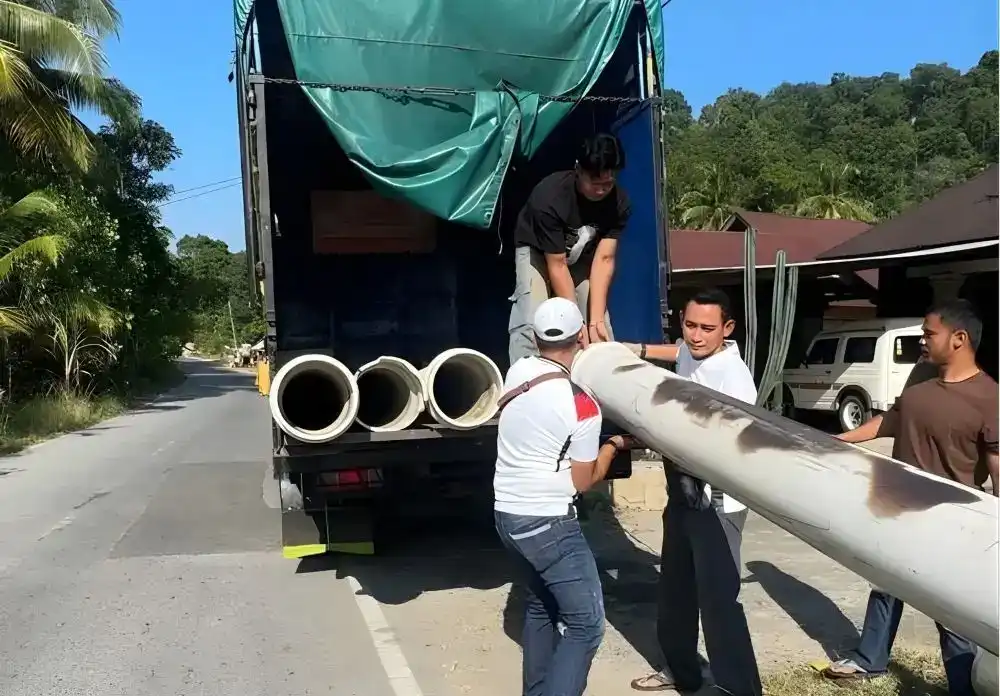 Gambar Berita Irman Gusman Dorong Pengusaha Lokal Kembangkan Resort Mentawai