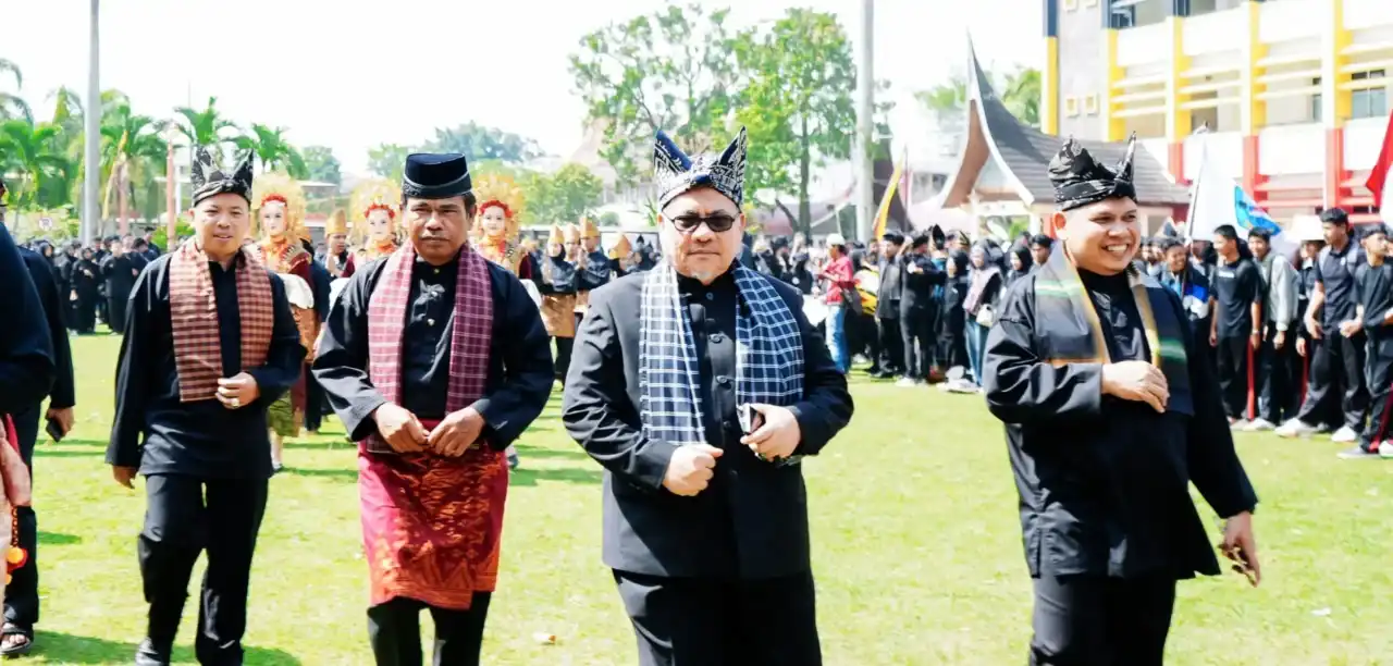 Gambar Berita Andina Desak Pemerintah Permudah Laporan Penipuan Daring di Surabaya