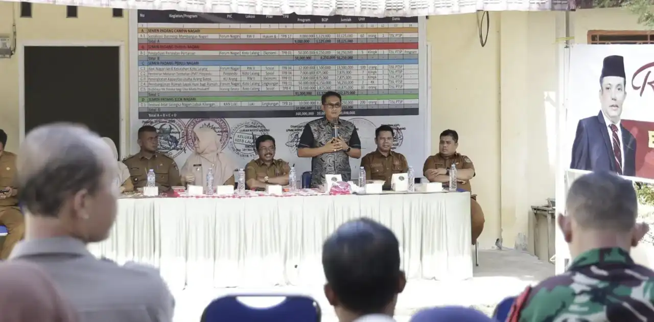 Gambar Berita Embarkasi Padang Lepas 391 Jemaah Kloter 07 ke Madinah
