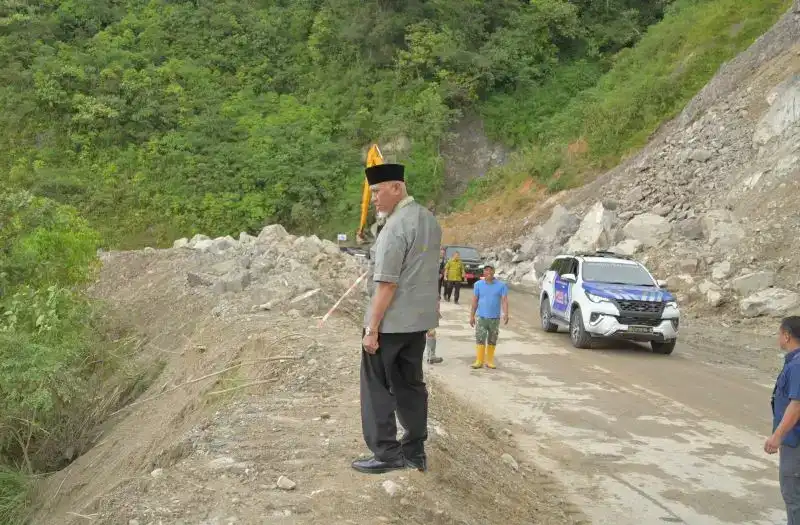 Gambar Berita Mahyeldi Gerakkan Sumbar, Transisi Energi Bergulir