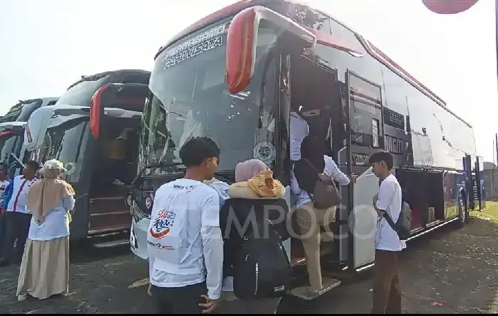 Gambar Berita Bupati Agam Dorong Salat Jadi Kebutuhan, Luncurkan Gerakan Surau Bangkit