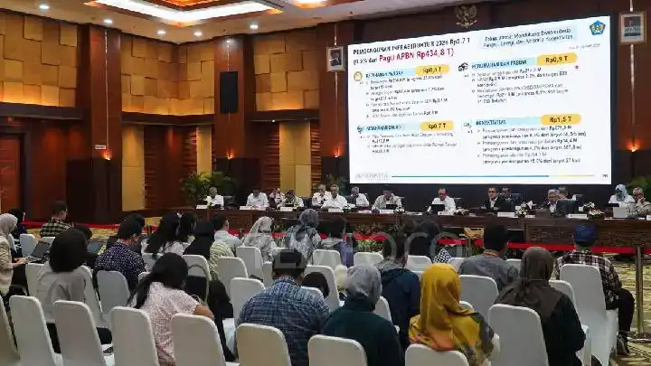 Gambar Berita OJK Jerat Tiga Tersangka BPR Panca Dana, Rugikan Negara Miliaran Rupiah