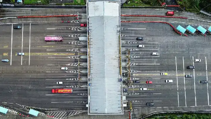 Gambar Berita Balita Nusantara Taklukkan Lintasan Pushbike Payakumbuh, Ratusan Anak Adu Cepat!