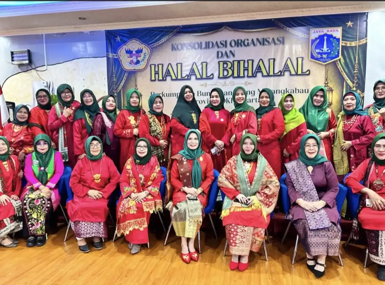 dr-rosita-medina-tekankan-pentingnya-soliditas-bundo-kanduang-minangkabau-dki-jakarta