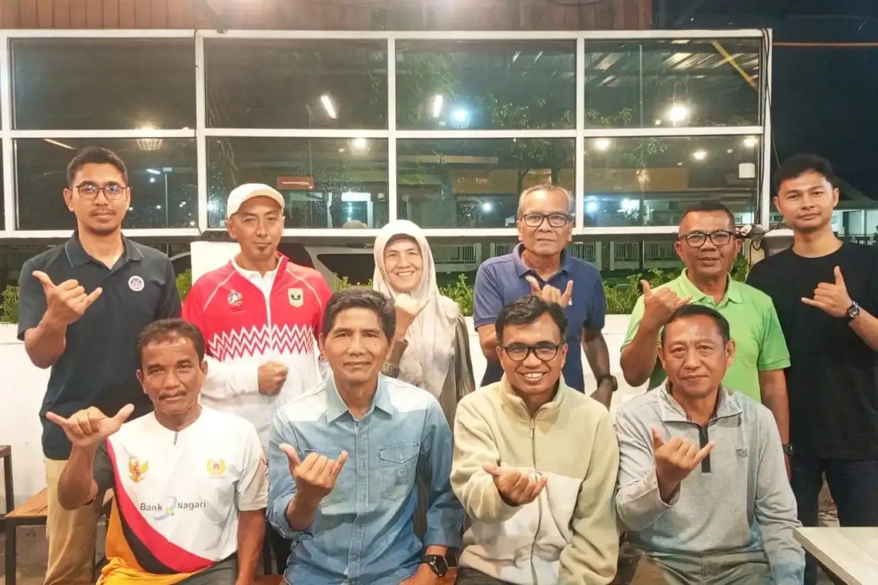 pelti-pengkot-padang-bakal-gelar-bank-nagari-tennis-championship,-25-26-april-mendatang