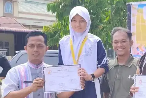 raket-kecil-dan-mimpi-besar-alesha-dari-hall-banuaran