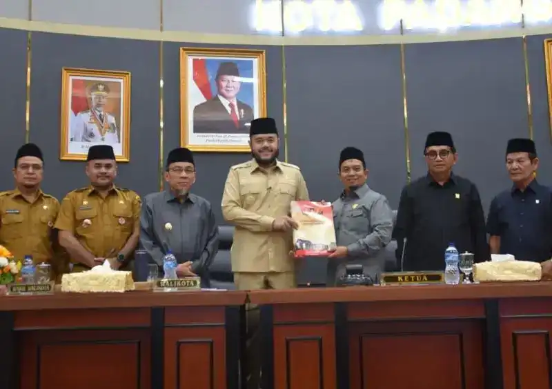 Gambar Berita MRT Jakarta Jadi Panggung: Kampanye Pendidikan Inggris Gencar Promosikan Studi