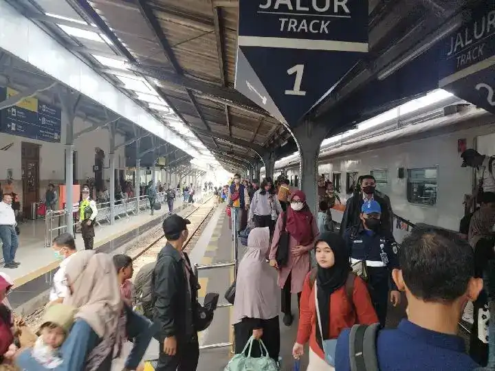 Gambar Berita Andre Rosiade Salurkan Beasiswa PIP untuk Siswa Padang