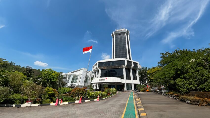 indosat-cetak-rekor-pendapatan-dan-perluas-inovasi-ai