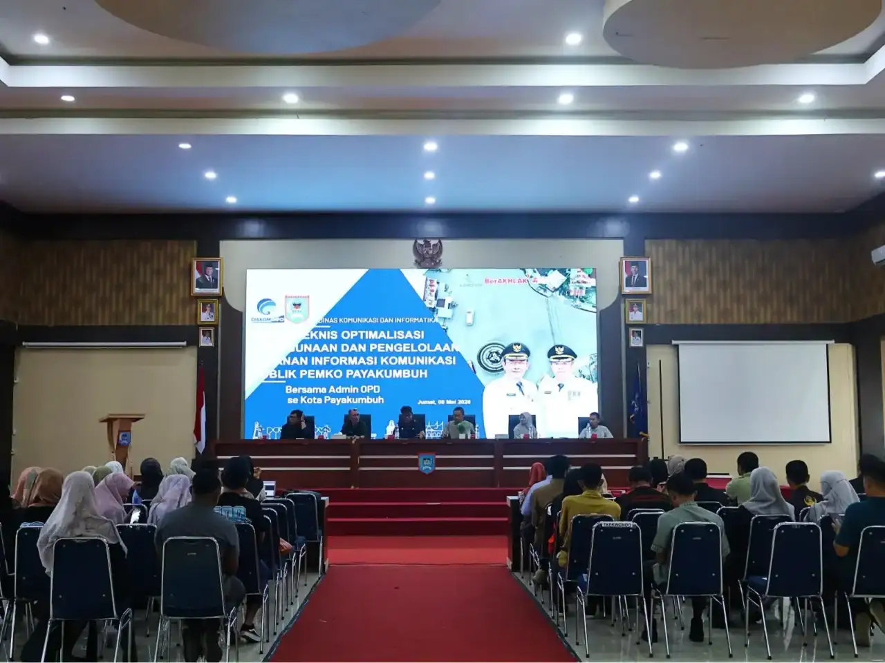 diskominfo-payakumbuh-gelar-rapat-teknis-optimalisasi-pengelolaan-layanan-informasi-komunikasi-publik
