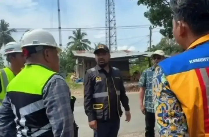 tinjau-pekerjaan-jalan-sungai-rumbai-junction-koto-baru,-zigo-lembut-tapi-telak