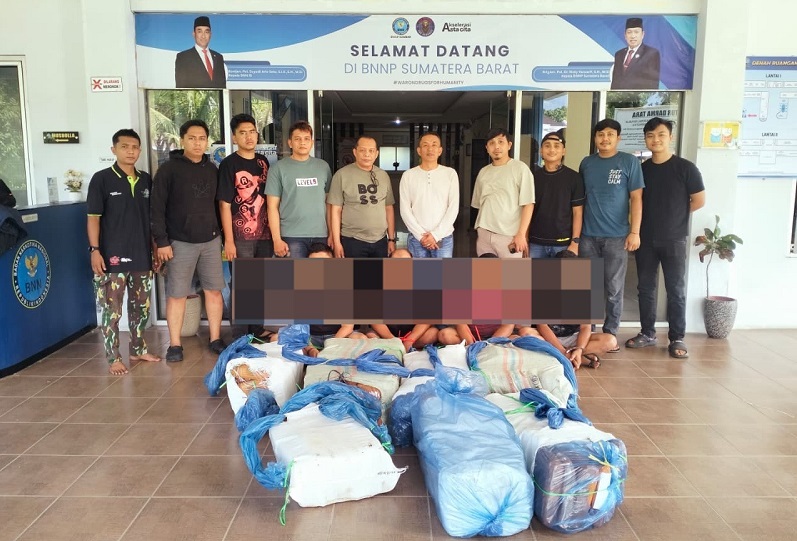 bnnp-sumbar-gagalkan-penyelundupan-150-kilogram-ganja