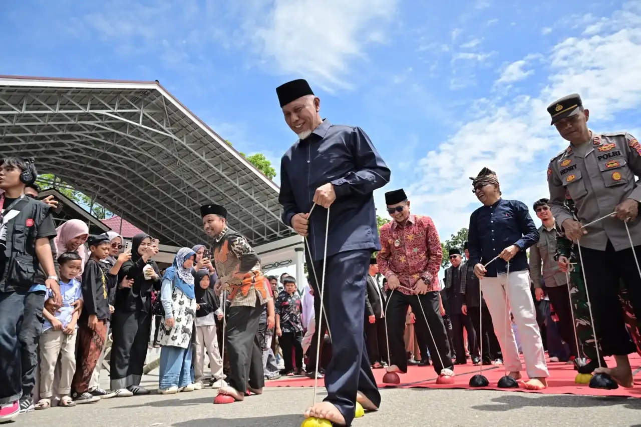 gubernur-mahyeldi:-alek-anak-nagari-perkuat-karakter-dan-jaga-warisan-budaya-minangkabau