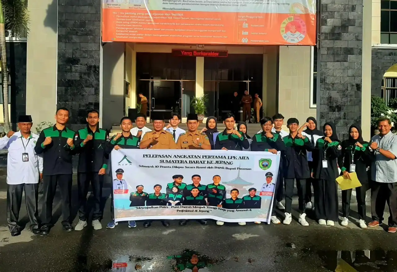bupati-pasaman-welly-suhery-lepas-61-calon-pekerja-migran-ikuti-seleksi-ke-jepang