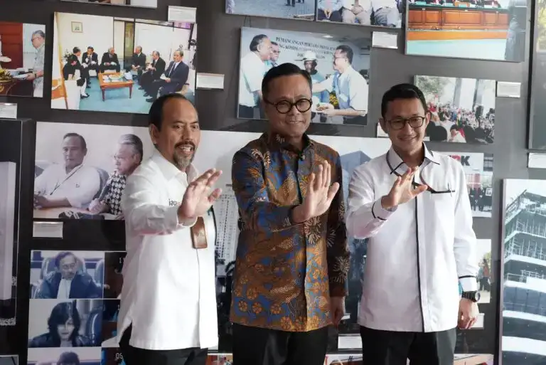 dony-oskaria-gandeng-kpk-awasi-proyek-hilirisasi-bumn,-seluruh-tim-diberi-pendampingan-antikorupsi