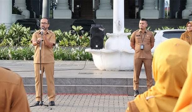 sekretariat-dprd-sumbar-gelar-apel-pagi-rutin,-tingkatkan-koordinasi-dan-pelayanan-publik
