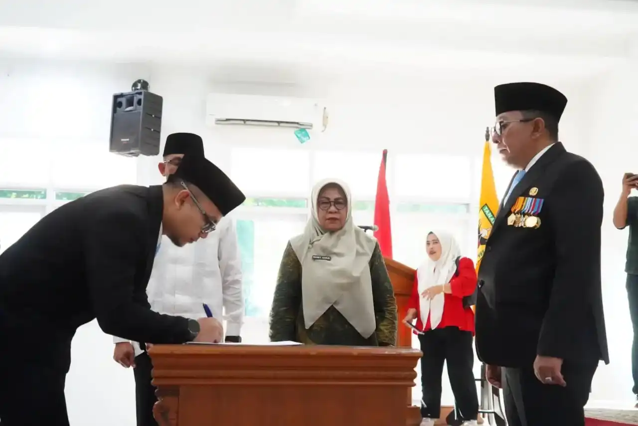 optimalkan-kinerja-opd,-bupati-tanah-datar-lantik-e