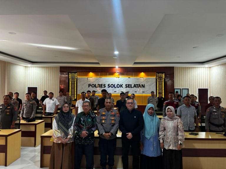 unidha-gelar-sosialisasi-pengenalan-kampus-di-polres-solok-selatan