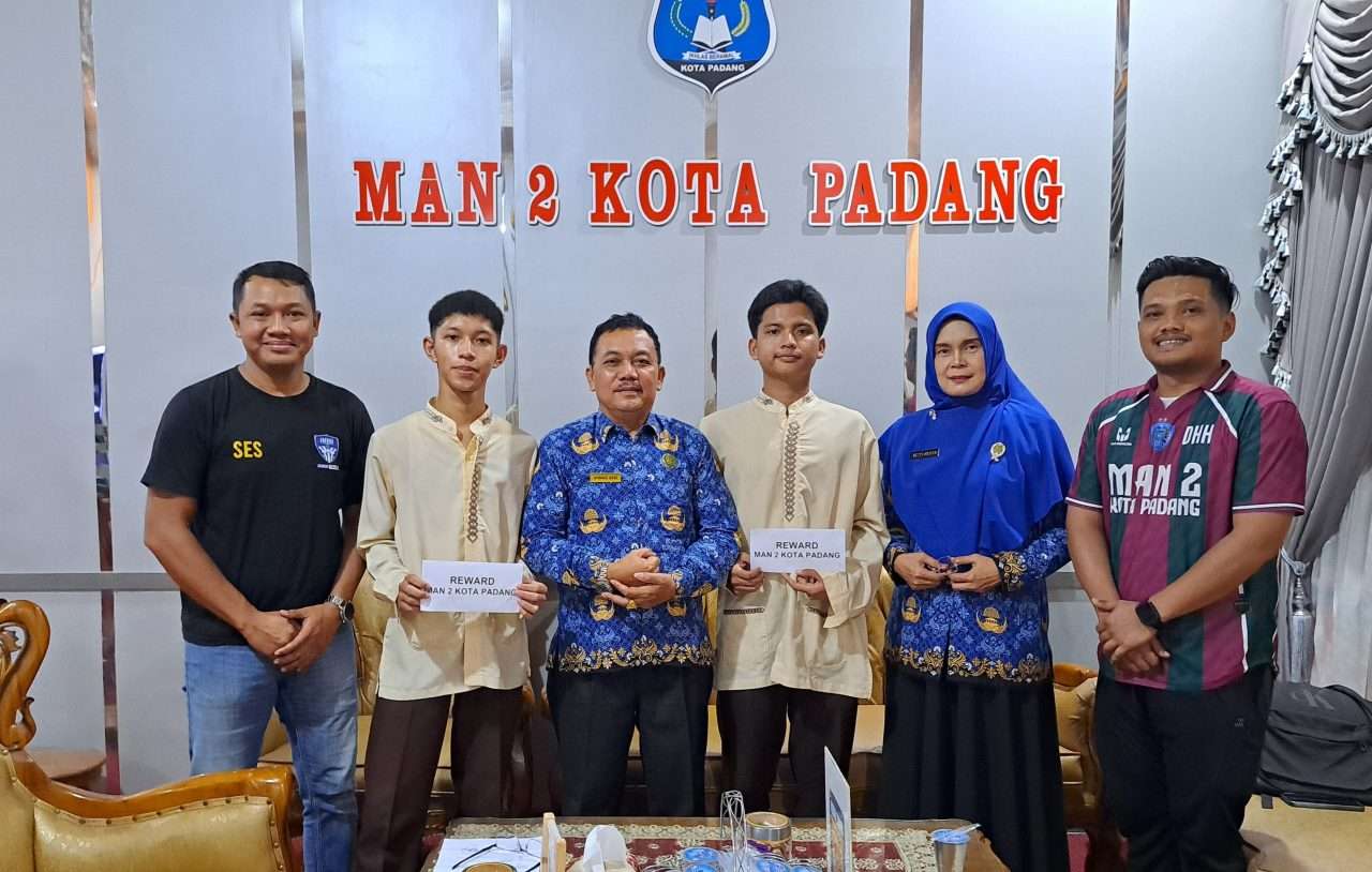 dua-siswa-man-2-padang-berlaga-di-fafage-championship-nasional-2026