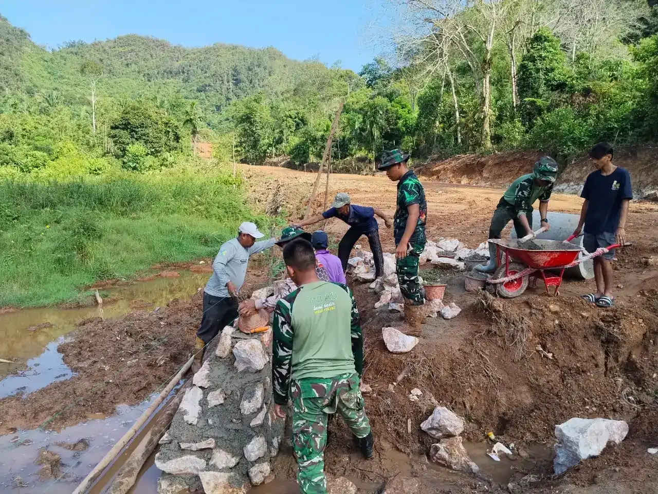 hari-kelima-tmmd/n-ke-129,-pembukaan-jalan-di-buluh-kasok-tembus-52-persen