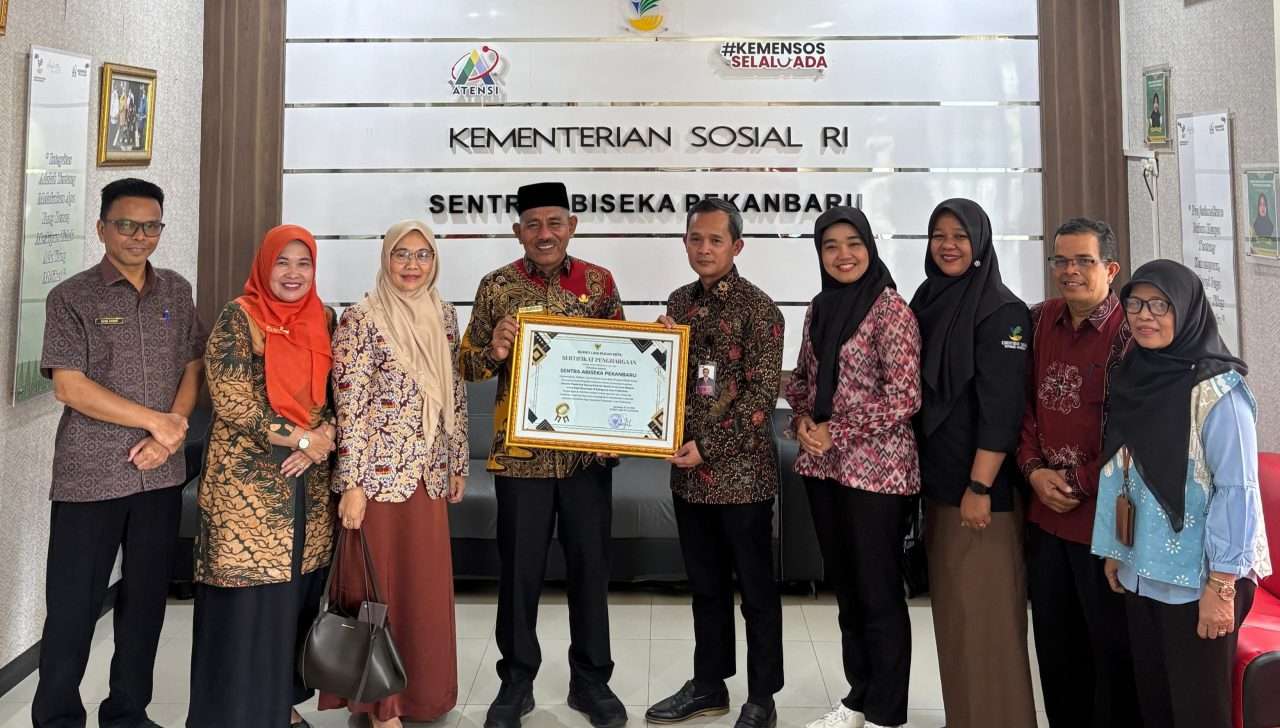 sentra-abiseka-salurkan-hampir-rp1-miliar-untuk-masyarakat-rentan-di-limapuluh-kota