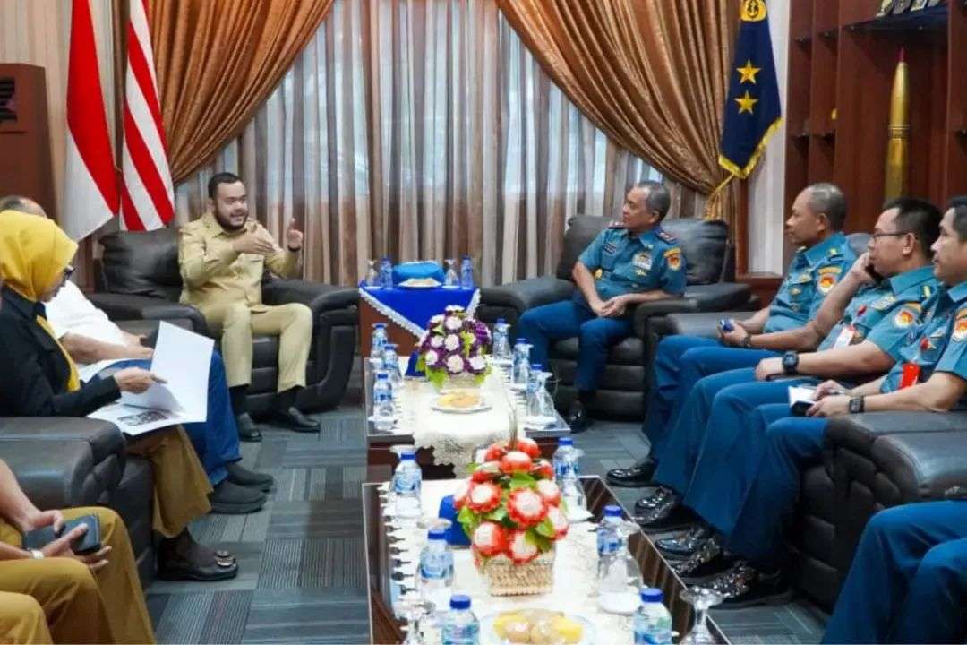 wali-kota-padang-fadly-amran-kunjungan-kerja-ke-markas-kodaeral-ii