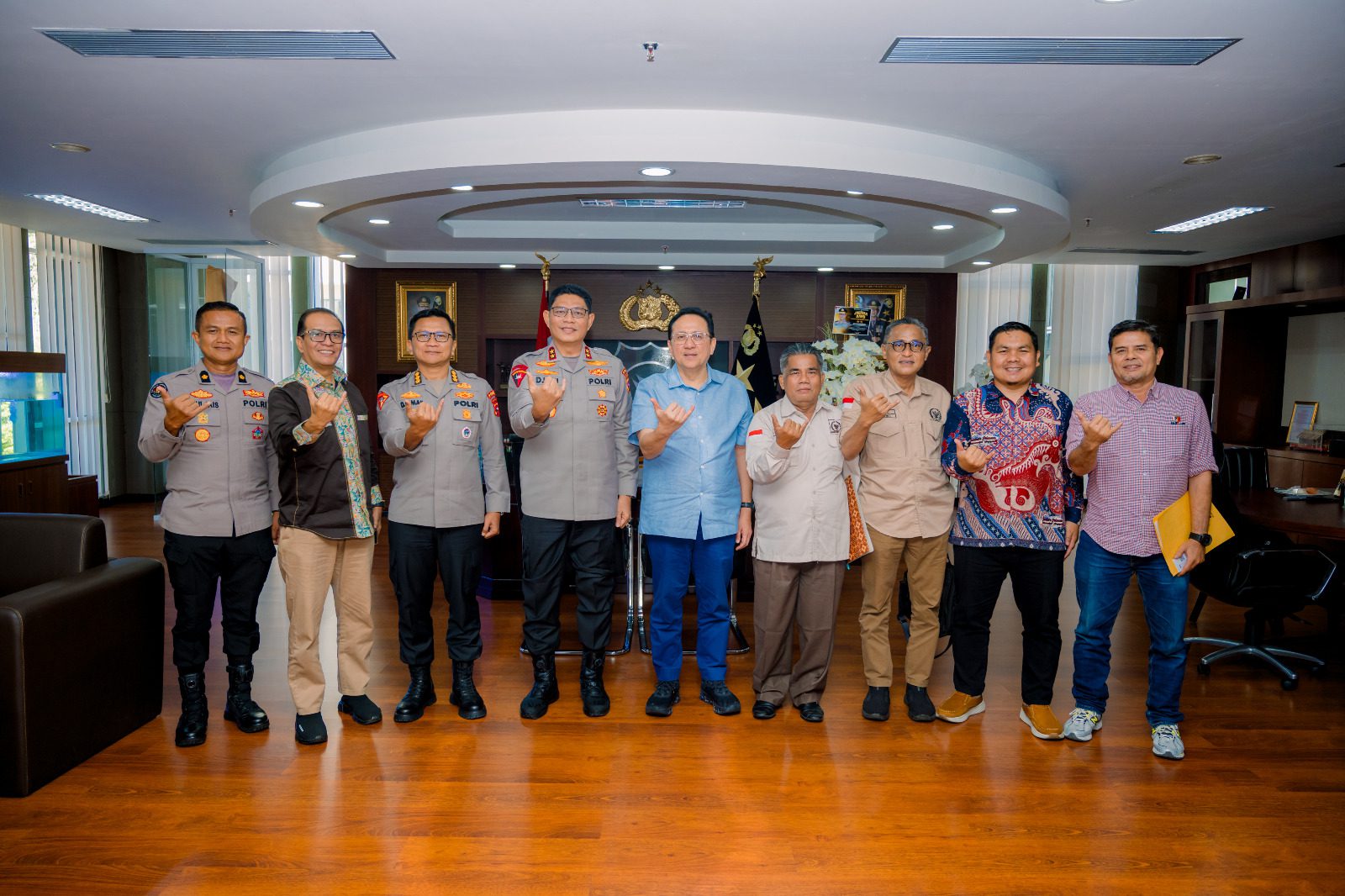 irman-gusman-dukung-penuh-kapolda-sumbar-berantas-narkoba-dan-berbagai-kejahatan-yang-meresahkan-masyarakat